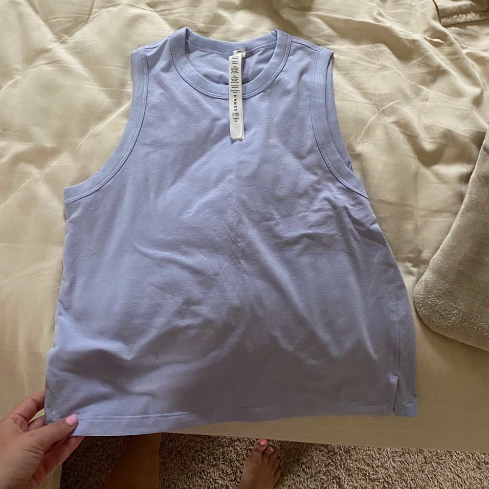 Lululemon tank